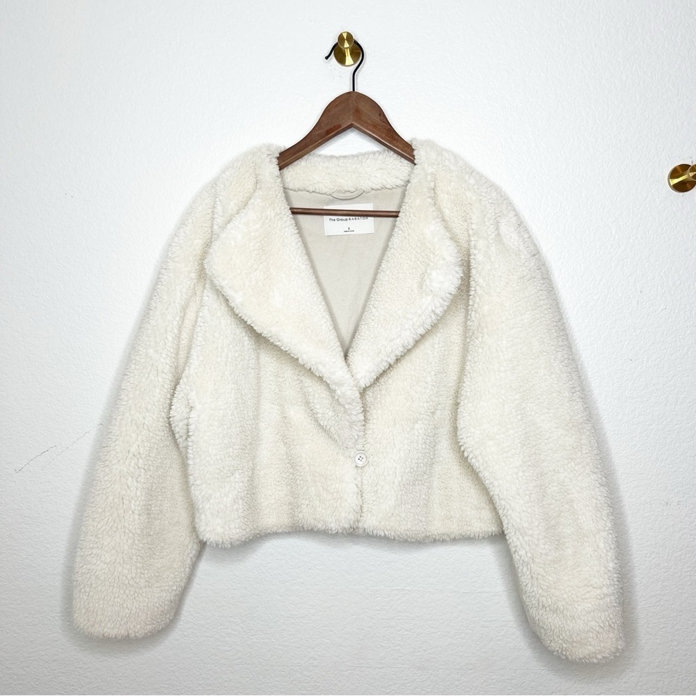 The Group by Babaton Aritzia Sherpa Teddy Jacket Size 2